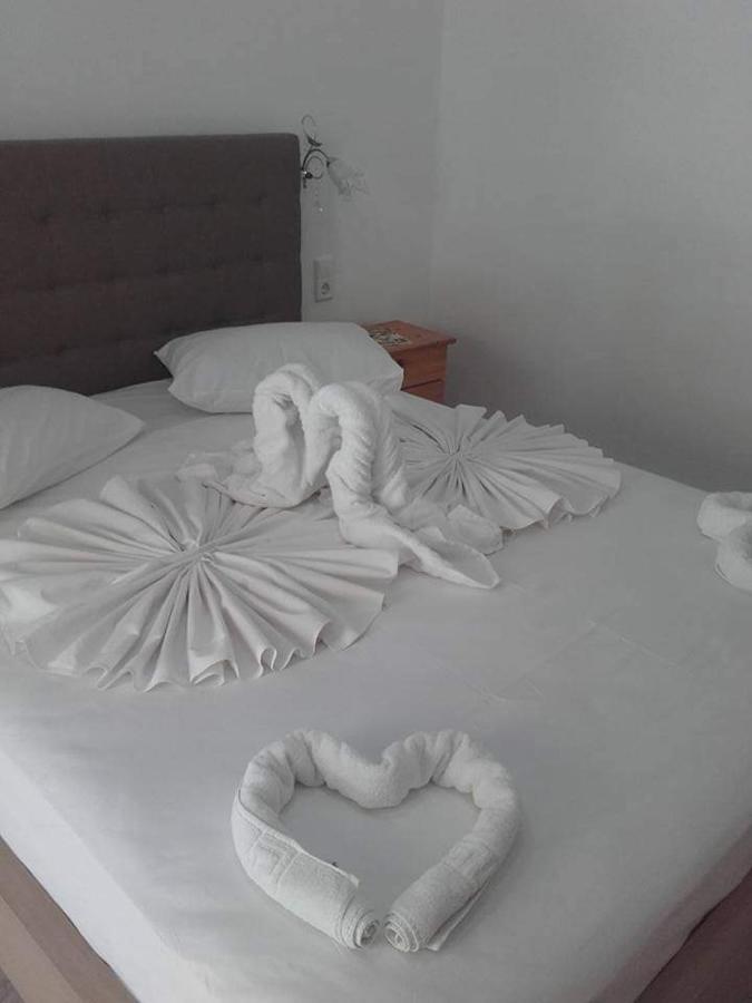Asterias Apartament *